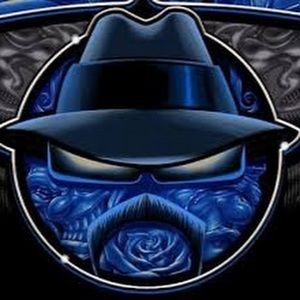 Meet your Posher, Derek